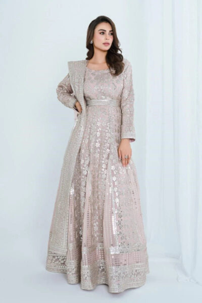 Foil and sequins weaved chiffon maxi dress and dupatta with crude silk pants. - Image 8