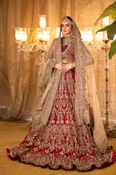 Pakistani Bridal Dress Red Lehnga Choli With Dupatta