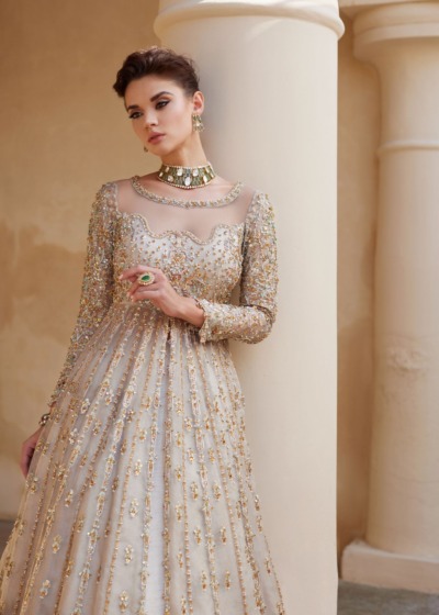 Elegant Pakistani Ivory Bridal Gown with Lehenga - Image 4