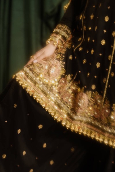 Gold Embroidered Black Gharara for Pakistani Weddings - Image 9