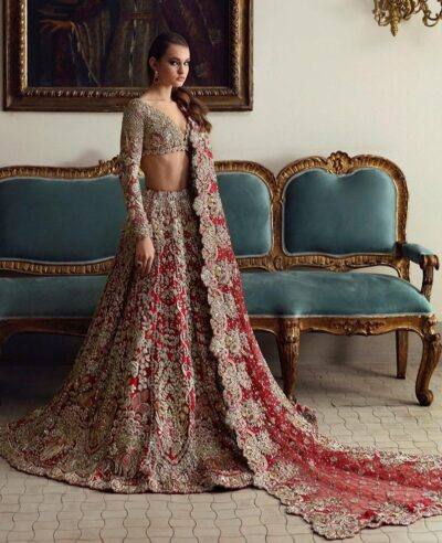 Indian Bridal Lehenga Choli in Red - Image 2