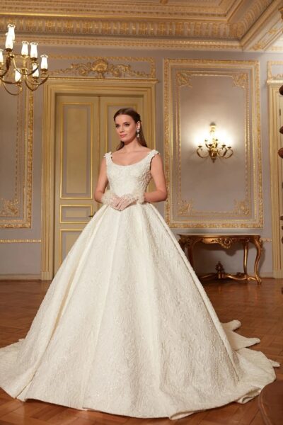 Off-White Bridal Gown in Princess Style for Weddings