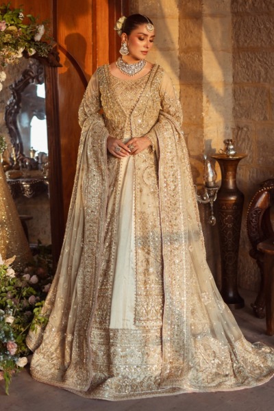 Pakistani Bridal Lehenga Choli with Elegant Jacket - Image 5