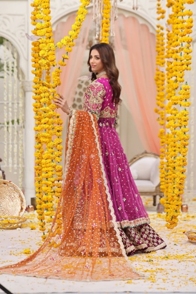 Pakistani Magenta Mehndi Elegant Pishwas Lehenga - Image 2