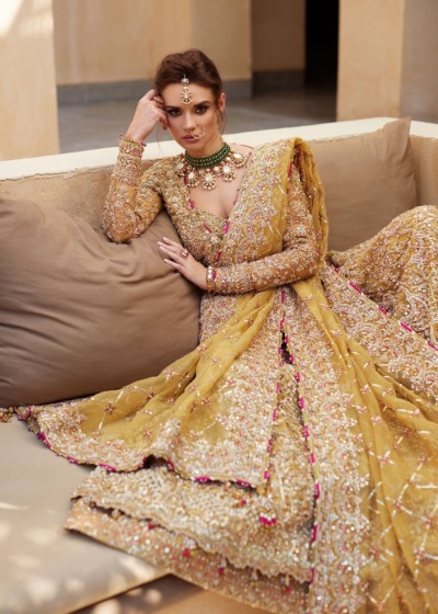 Pakistani Wedding Bridal Yellow lehenga Gown - Image 4