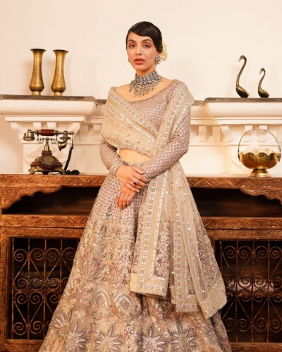 Pakistani Wedding Dress in Chiffon Choli Lehenga - Image 5