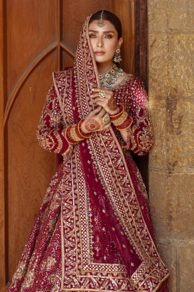 Royal Plum Lehenga With Choli Pakistani Bridal Dress - Image 7