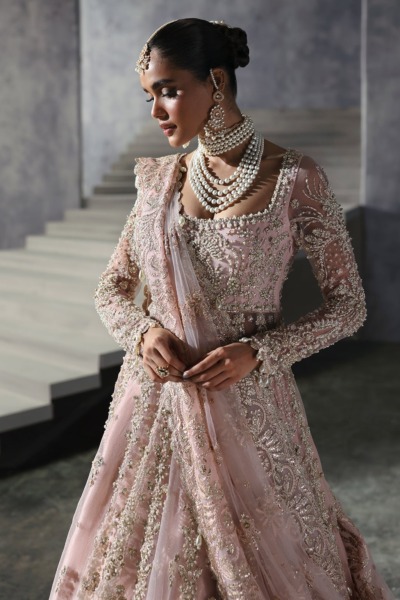 Elegant Powder Pink Pishwas Pakistani Bridal Wear - Image 5