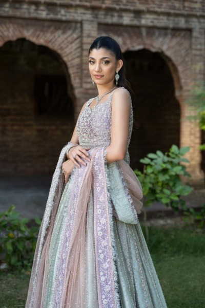 Latest Pakistani Bridal Tissue Gown Lehenga Wedding Dress - Image 4