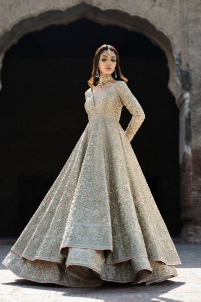 Majestic Pakistani Bridal Gown in Lehenga Frock Design