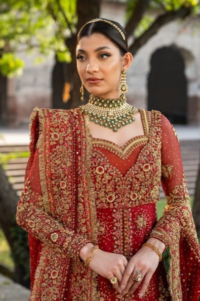 Traditional Red Bridal Open Kameez and Lehenga Outfit - Image 2