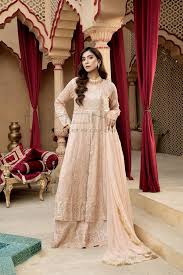 Top Trends in Pakistan Party Dresses: Stylish Outfits for Every Occasion