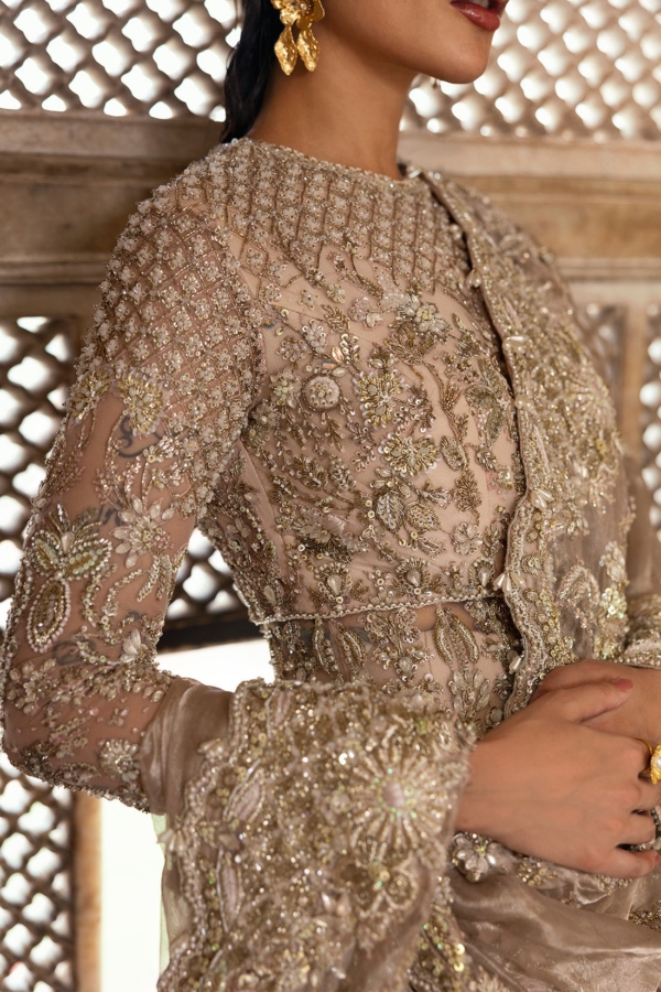 Elegant Pakistani Bridal Pink Pishwas Lehenga - Image 4