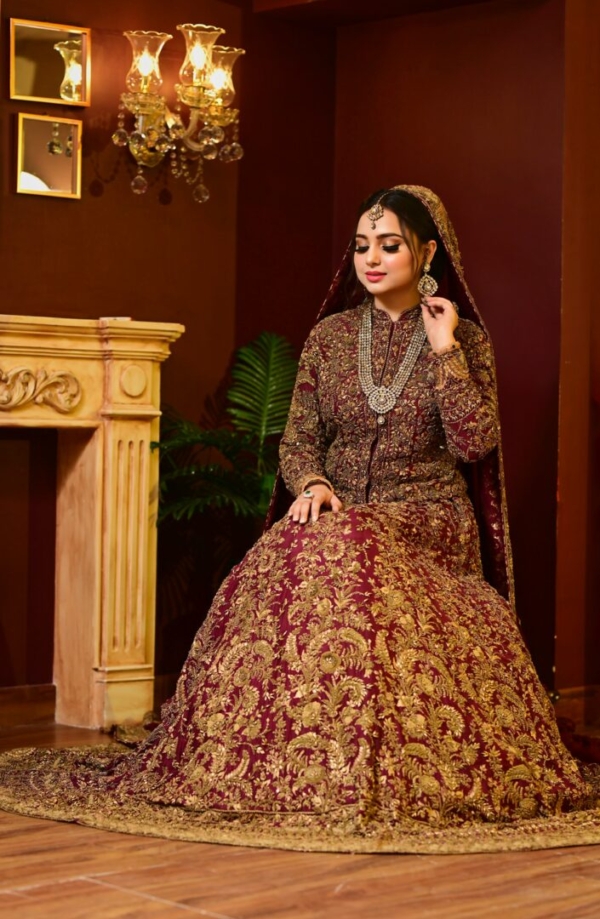 Traditional Maroon Lehenga Choli Bridal Dress Wedding Outfit - Image 4