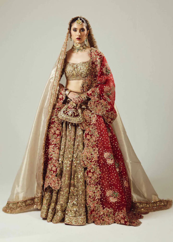 Brilliant Bridal Lehenga Choli With Maroon Dupatta For Wedding - Image 3