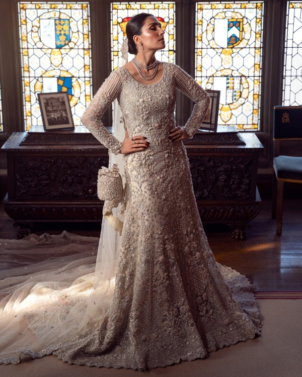 Indian Wedding Dress Long Vail Bridal Gown