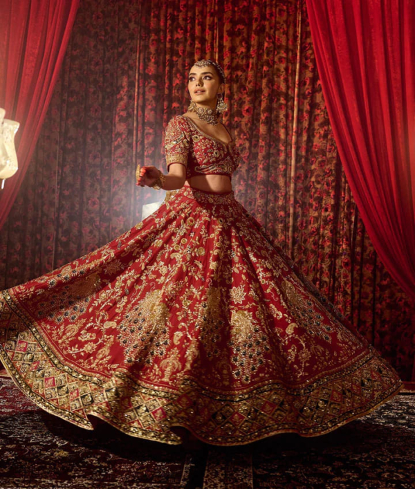 Elegant Indian Wedding Red Lehenga Choli Bridal Wear - Image 2