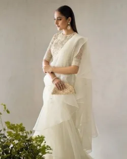 Embroidered White Goldwork Pakistani Bridal Saree Outfit