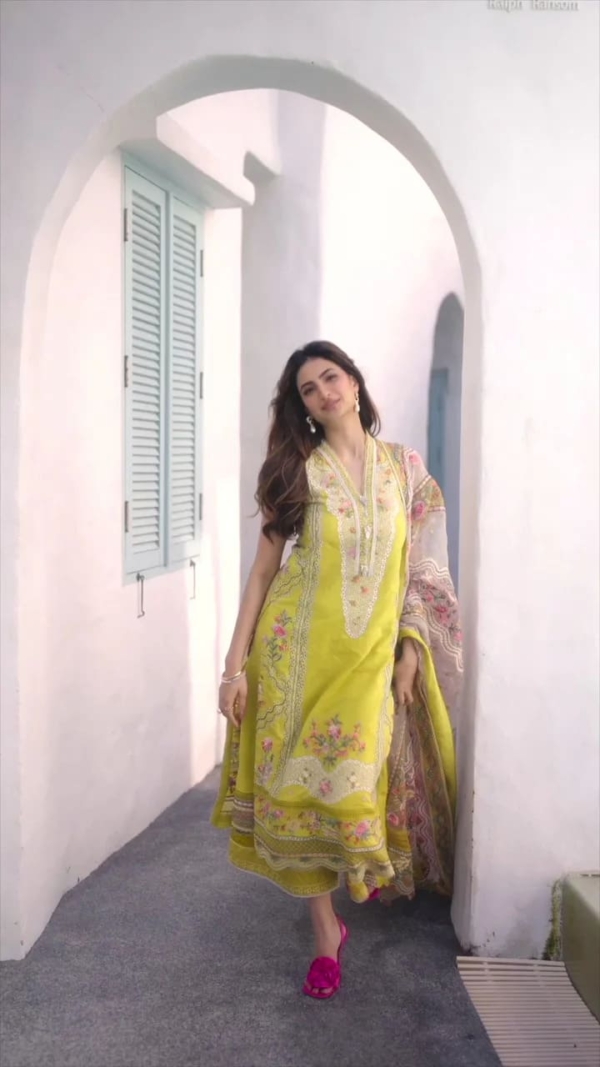 Elegant Pakistani Yellow Embroidered Salwar Kameez