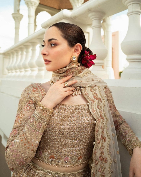 Pakistani Gold Wedding Choli Lehenga Outfit - Image 3