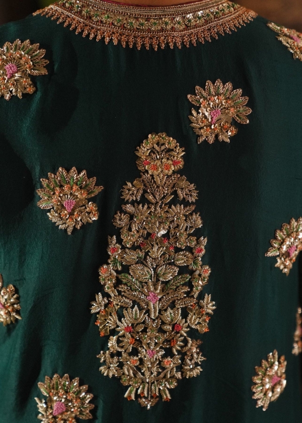 Pakistani Emerald Green Wedding Salwar Kameez - Image 5