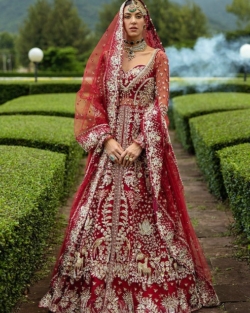 Pakistani Bridal Lehenga Shirt in Red