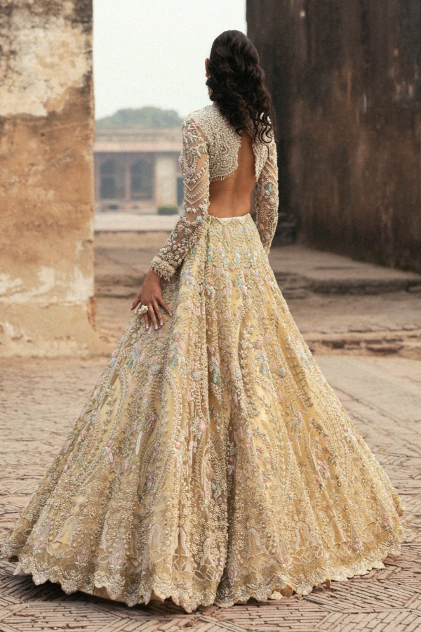 Traditional Bridal Lehenga Choli in Soft-Yellow - Image 6