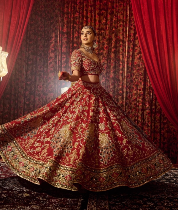 Traditional Indian Bridal Red Lehenga Choli - Image 3