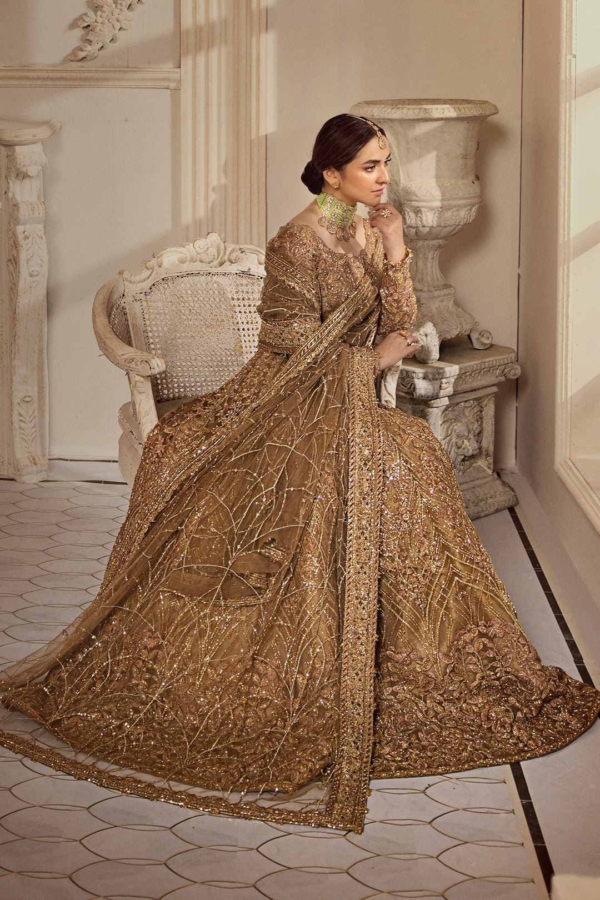 Pakistani Bridal Champagne Gold Lehenga Choli - Image 3