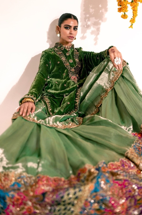 Green Kameez Gharara Pakistani Wedding Outfit - Image 3