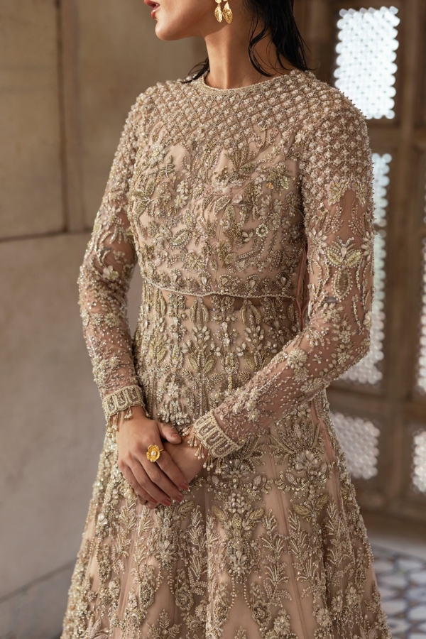 Elegant Pakistani Bridal Pink Pishwas Lehenga - Image 3